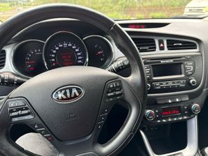 Kia Ceed cee'd Sportswagon 1.6 CRDi VGT 128 CV Drive - Foto 36
