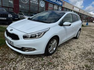 Kia Ceed cee'd Sportswagon 1.6 CRDi VGT 128 CV Drive - Foto 3