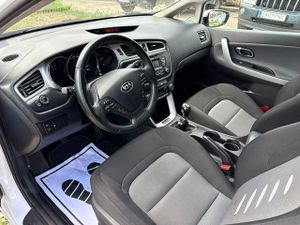 Kia Ceed cee'd Sportswagon 1.6 CRDi VGT 128 CV Drive - Foto 35