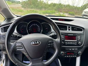 Kia Ceed cee'd Sportswagon 1.6 CRDi VGT 128 CV Drive - Foto 43