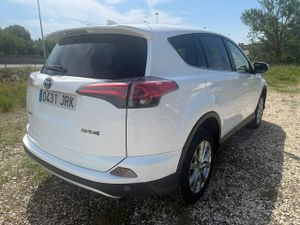Toyota Rav4 150D 2WD Advance - Foto 23