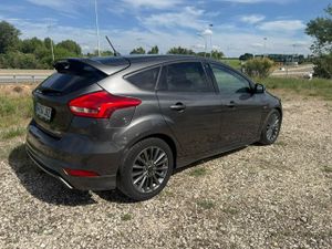 Ford Focus Berlina ST-Line 1.0 EcoBoost 92 kW - Foto 16