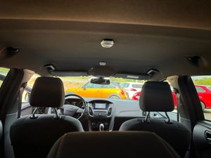 Ford Focus Berlina ST-Line 1.0 EcoBoost 92 kW - Foto 34