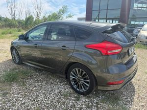 Ford Focus Berlina ST-Line 1.0 EcoBoost 92 kW - Foto 22