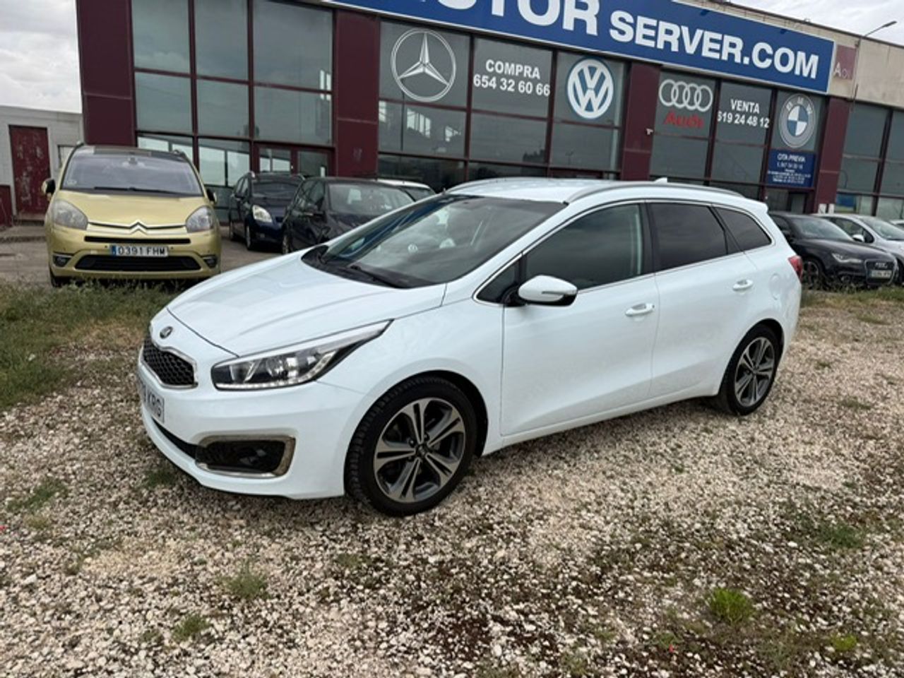 Kia Ceed cee'd SW 1.6 CRDi VGT Drive 100 kW - Foto 1