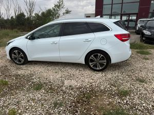 Kia Ceed cee'd SW 1.6 CRDi VGT Drive 100 kW - Foto 4