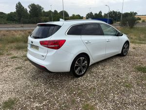Kia Ceed cee'd SW 1.6 CRDi VGT Drive 100 kW - Foto 10