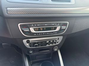 Renault Megane Berlina Expression dCi 110 - Foto 38