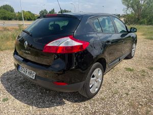 Renault Megane Berlina Expression dCi 110 - Foto 20