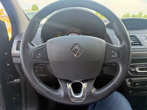 Renault Megane Berlina Expression dCi 110 - Foto 45