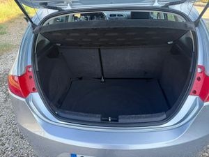 Seat Leon 1.9 TDI 105 CV Reference - Foto 38