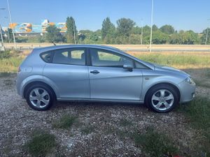 Seat Leon 1.9 TDI 105 CV Reference - Foto 12