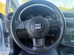 Seat Leon 1.9 TDI 105 CV Reference - Foto 31