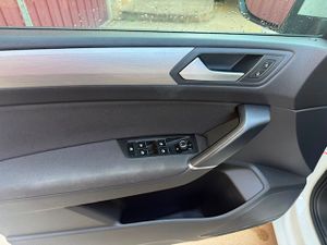 Volkswagen Touran Advance 1.6 TDI 85 kW - Foto 24