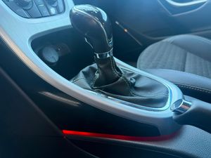 Opel Astra GTC Sportive 2.0 CDTI 165 CV Start&Stop - Foto 36