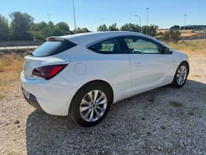 Opel Astra GTC Sportive 2.0 CDTI 165 CV Start&Stop - Foto 17