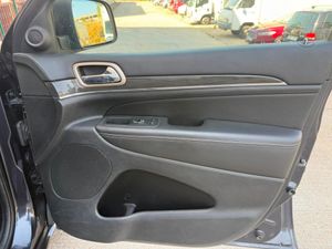 Jeep Grand Cherokee 3.0 V6 Diesel Overland 250 CV - Foto 52