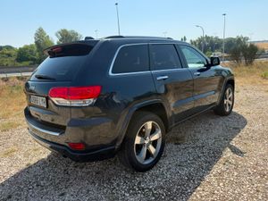 Jeep Grand Cherokee 3.0 V6 Diesel Overland 250 CV - Foto 8