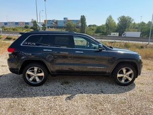 Jeep Grand Cherokee 3.0 V6 Diesel Overland 250 CV - Foto 16