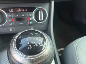 Audi Q3 2.0 TDI 150 CV - Foto 29