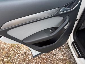 Audi Q3 2.0 TDI 150 CV - Foto 40