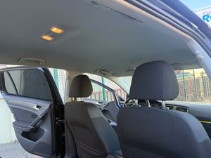 Volkswagen Golf 5p Advance 1.4 TSI 92 kW - Foto 46