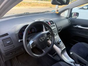 Toyota Auris 5p 1.8 Híbrido HSD Advance - Foto 30