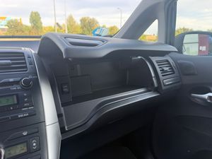 Toyota Auris 5p 1.8 Híbrido HSD Advance - Foto 45