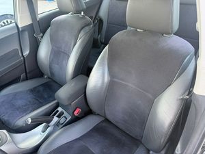 Toyota Auris 5p 1.8 Híbrido HSD Advance - Foto 29