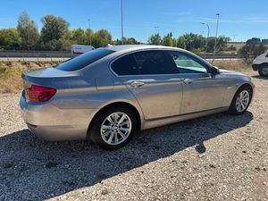 BMW Serie 5 530d xDrive Berlina - Foto 18