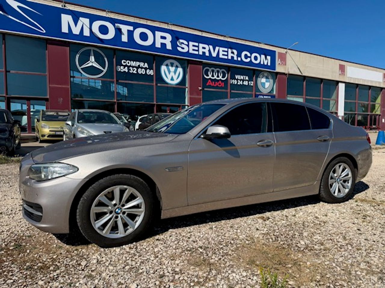 BMW Serie 5 530d xDrive Berlina - Foto 1
