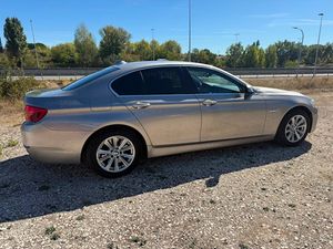 BMW Serie 5 530d xDrive Berlina - Foto 17