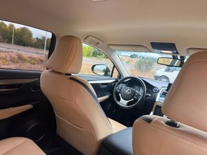 Lexus NX 300h Executive 4WD - Foto 41