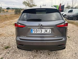 Lexus NX 300h Executive 4WD - Foto 24