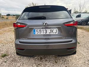 Lexus NX 300h Executive 4WD - Foto 23