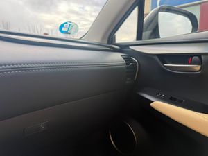 Lexus NX 300h Executive 4WD - Foto 60