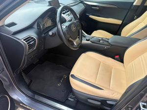 Lexus NX 300h Executive 4WD - Foto 47