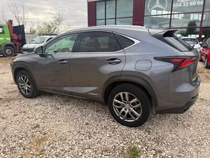Lexus NX 300h Executive 4WD - Foto 26
