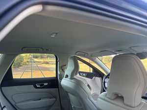 Volvo XC60 Momentum Pro B5 Diesel AWD Aut. - Foto 46