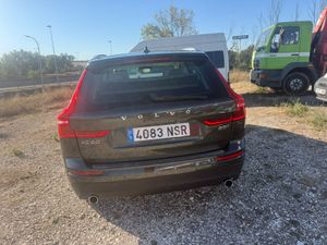 Volvo XC60 Momentum Pro B5 Diesel AWD Aut. - Foto 8