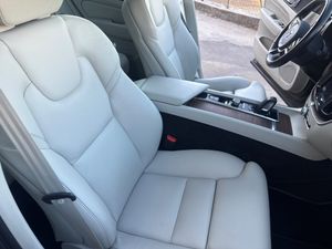 Volvo XC60 Momentum Pro B5 Diesel AWD Aut. - Foto 51