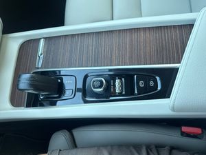 Volvo XC60 Momentum Pro B5 Diesel AWD Aut. - Foto 59