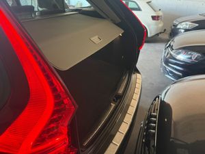 Volvo XC60 Momentum Pro B5 Diesel AWD Aut. - Foto 97