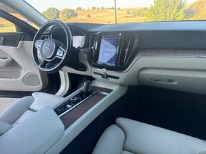 Volvo XC60 Momentum Pro B5 Diesel AWD Aut. - Foto 62