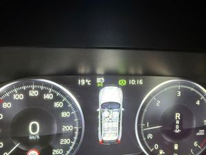 Volvo XC60 Momentum Pro B5 Diesel AWD Aut. - Foto 93
