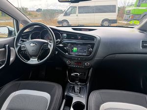 Kia Ceed cee'd SW 1.6 CRDi VGT Drive 100 kW - Foto 38