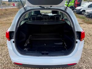 Kia Ceed cee'd SW 1.6 CRDi VGT Drive 100 kW - Foto 32