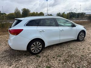 Kia Ceed cee'd SW 1.6 CRDi VGT Drive 100 kW - Foto 16