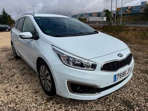 Kia Ceed cee'd SW 1.6 CRDi VGT Drive 100 kW - Foto 10