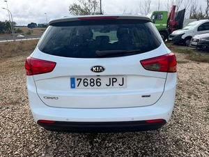 Kia Ceed cee'd SW 1.6 CRDi VGT Drive 100 kW - Foto 19